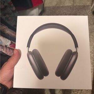 Apple Over-Ear Headphones - Dark Gray